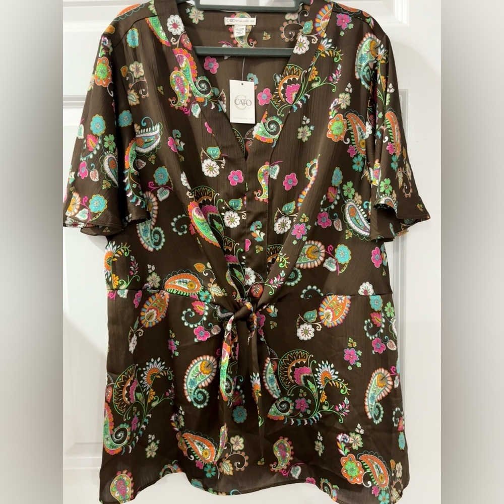 New with Tags 18/20 Cato Brown Floral Blouse with Tie-Front Funky Cool Colors